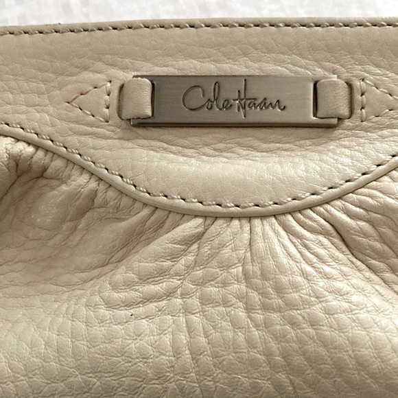 Cole Haan leather Clutch - Picture 4 of 6